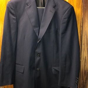 Innocenti Oro Men’s Navy Blue Pinstripe 2PC Suit.